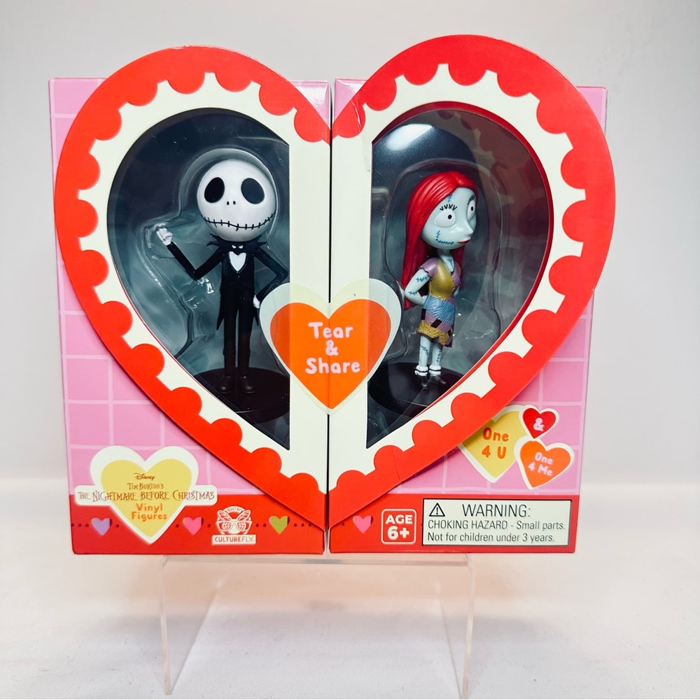 RARE Disney Valentine’s Jack Skellington & Sally NEW Tear & Share CultureFly